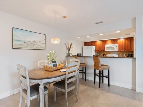 Beachfront Condo on Longboat Key - Perfect Family Vacation Rental